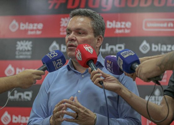 Atlético-GO demite Fábio Matias e presidente critica elenco