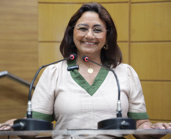 Carminha Paiva parabeniza Socorro e enaltece avanços na saúde pública