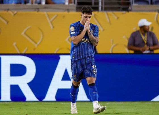 Carrasco do City, Marcos Leonardo se emociona e diz que quase saiu antes do gol