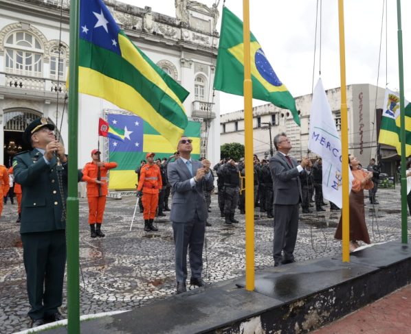 Deputados participam da celebração pelos 205 anos de Emancipação Política de Sergipe