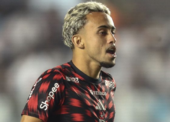 E Matheus Gonçalves? Filipe Luís atualiza situação de joia do Flamengo
