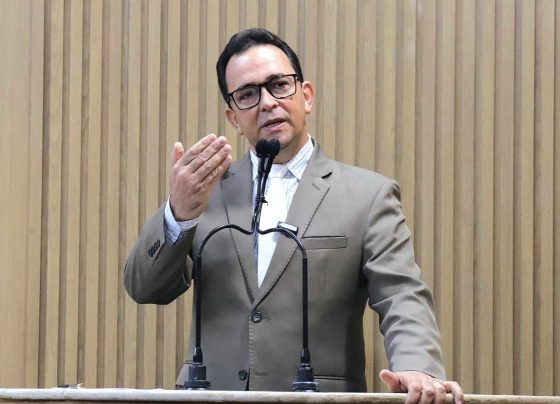Fábio Meireles questiona contrato milionário da SMTT para novo estudo do transporte em Aracaju – Portal Imprensa 1