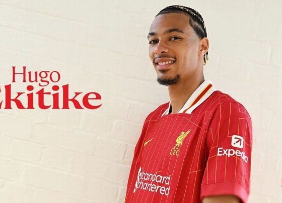 Liverpool desembolsa mais de R$ 500 milhões e anuncia Ekitiké