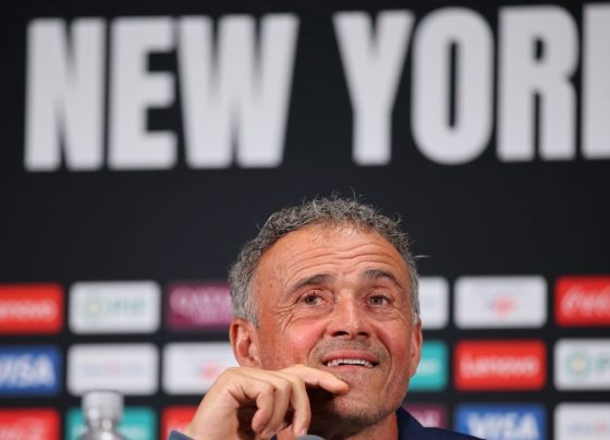 Luis Enrique ironiza elogios ao PSG antes da final do Mundial