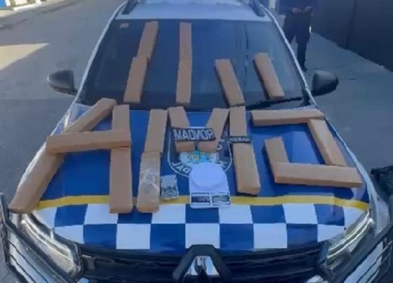 Perseguição termina com três presos e mais de 20 kg de maconha apreendidos pela GMA