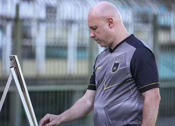 Quem é o técnico que está em topo de ranking com Abel e Ceni no Brasil