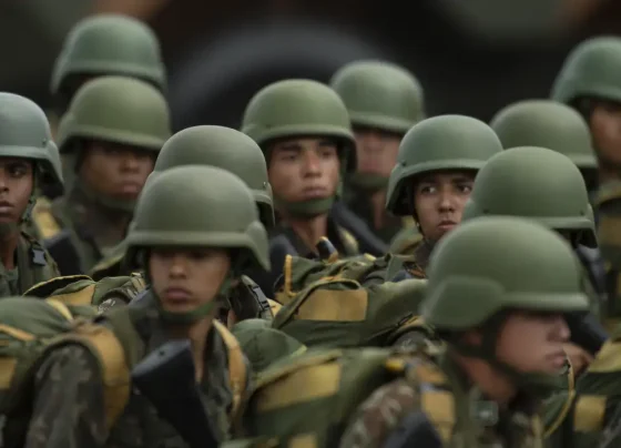 Senadores aprovam MP que aumenta vencimento de militares – Portal Imprensa 1