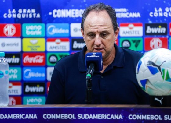 Triste, Rogério Ceni lamenta eliminação do Bahia na Sul-Americana