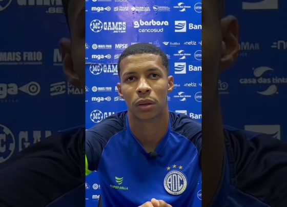 Entrevista com o volante Thiago