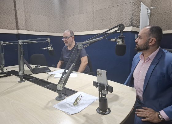 A Hora da Notícia” completa 2 anos no ar pela Aperipê FM