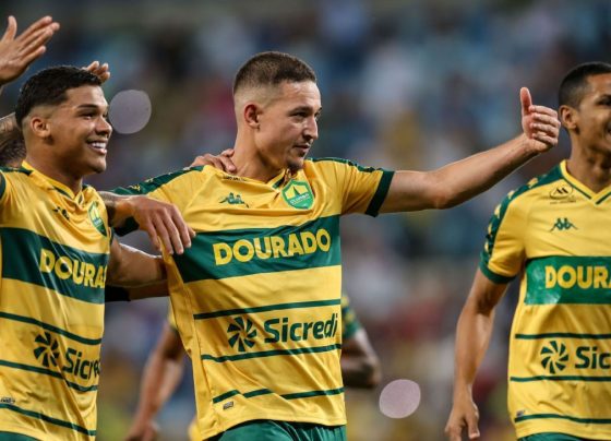A história do atacante do Cuiabá que foi de artilheiro a goleiro no mesmo jogo