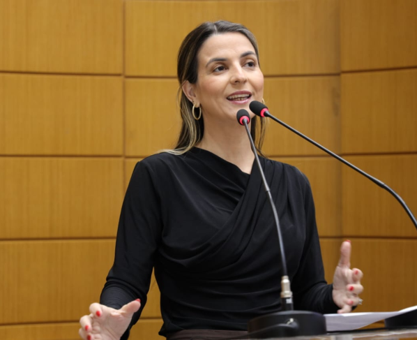 Dra. Lidiane Lucena apresenta balanço dos avanços na saúde pública de Sergipe