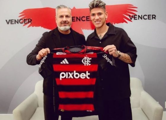 Flamengo anuncia contratação do meia colombiano Jorge Carrascal
