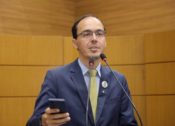 Georgeo Passos celebra sanção de lei que proíbe fogos com barulho