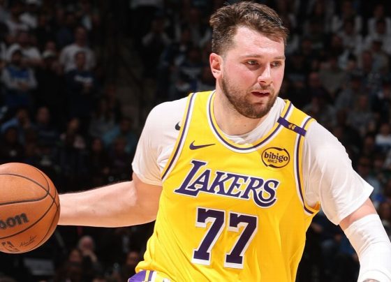 Luka Doncic assina extensão máxima com os Lakers