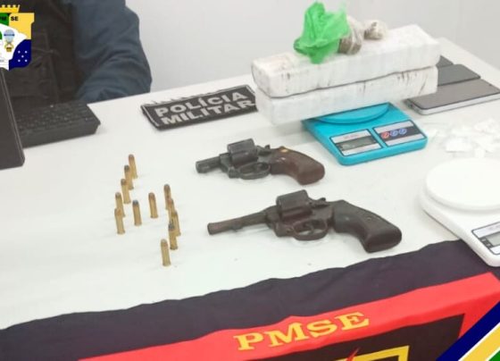 PMSE prende casal por tráfico de drogas e porte ilegal de arma de fogo no bairro Coroa do Meio – P.M.S.E.