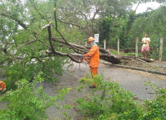 PREFEITURA DE ARACAJU EMITE BOLETIM SOBRE CHUVAS E REGISTRA  120,3 MM NO BAIRRO FAROLÂNDIA NO SÁBADO – FaxAju