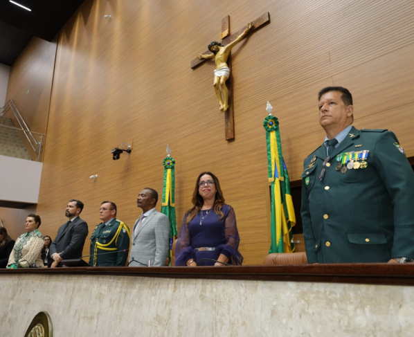 Sessão Especial: Deputados concedem Títulos de Cidadania Sergipana