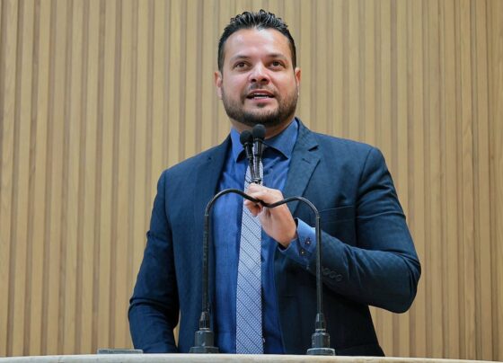 Anderson de Tuca reforça a luta contra a violência doméstica durante sessão na Câmara