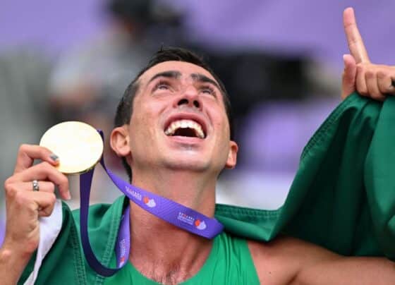 Caio Bonfim é campeão mundial de marcha atlética e se torna maior medalhista brasileiro na competição
