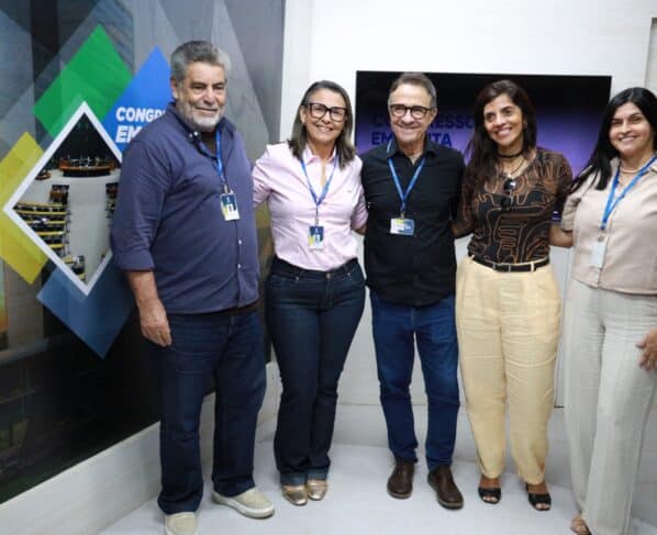 Coordenadora de Rádio do Senado visita Alese