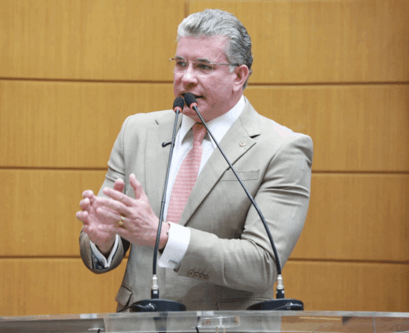 Cristiano Cavalcante defende ações do Governo no enfrentamento ao desabastecimento de água