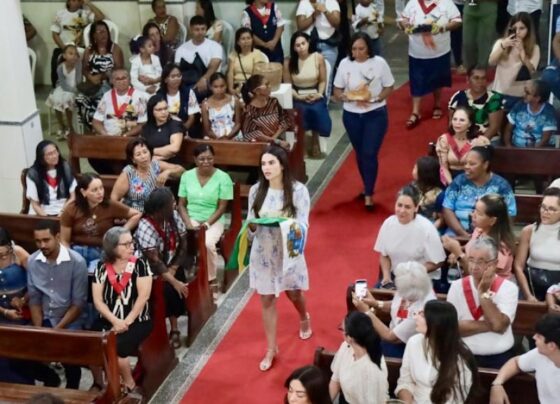 Deputada Yandra Moura participa de programação religiosa em honra ao Senhor do Bonfim no Mosqueiro – RO Acontece