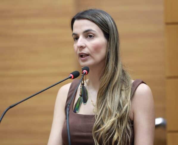 Deputada enfatiza campanha ‘Setembro Amarelo’ de valorização da vida