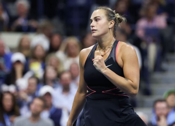 Finalista! Sabalenka se recupera de ‘apagão’ no primeiro set, vira sobre Pegula e defenderá título do US Open