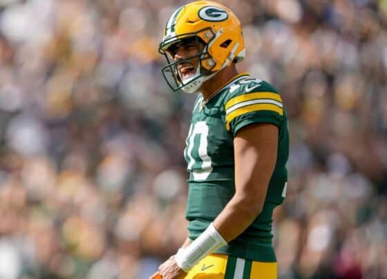 Packers dominam Lions com Jordan Love em tarde inspirada