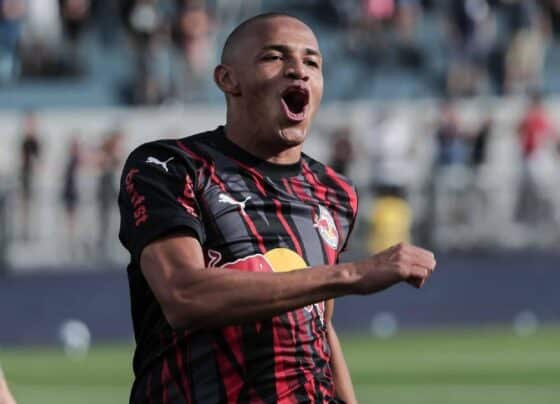 RB Bragantino recusa oferta que tornaria Jhon Jhon a maior venda da história do clube; Zenit mantém interesse