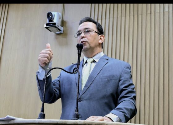 Fábio Meireles (PDT) critica premiação da PMA por “avanços da eletromobilidade”, mas ônibus elétricos continuam sem circular