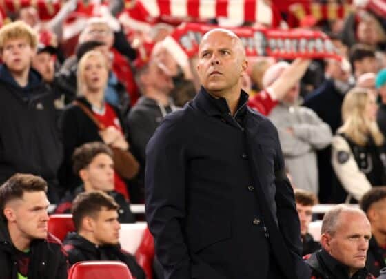 Técnico do Liverpool detona expulsão de reforço de mais de R$ 500 milhões