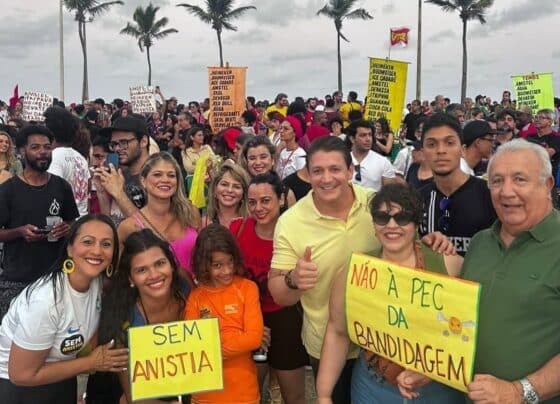 Manifestação em Aracaju contra a PEC da Blindagem e o Projeto da Anistia assusta bolsonoristas de Sergipe
