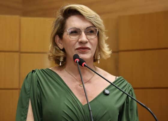 Linda Brasil denuncia contratação sem licitação de R$ 8,15 milhões pela Prefeitura de Aracaju