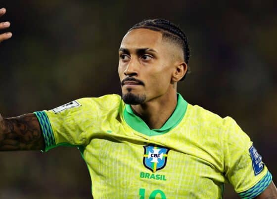 À ESPN, Raphinha responde sobre Bola de Ouro, samba, Neymar, volta ao Brasil e promessa pela seleção