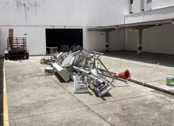 CREA-SE AUTUA EMPRESA APÓS DESPRENDIMENTO DE ANTENA EM TOPO DE PRÉDIO NO BAIRRO FAROLÂNDIA, EM ARACAJU – FaxAju