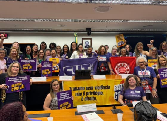 Feministas no Congresso Nacional cobram fim do assédio no trabalho