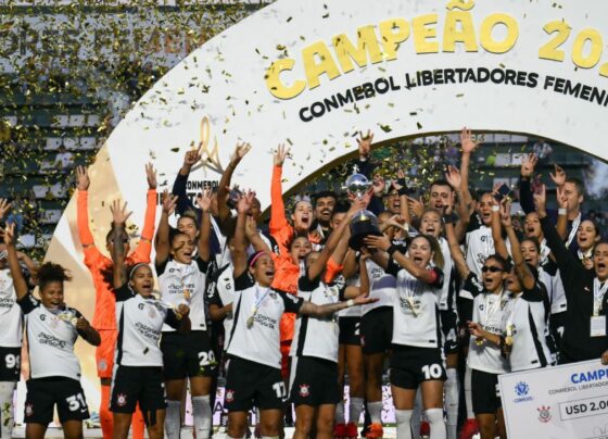 Corinthians vence Deportivo Cali nos pênaltis e é hexacampeão da Libertadores feminina