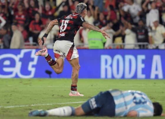 Flamengo vence Racing com gol chorado de Carrascal no fim e fica a um empate da final da Libertadores