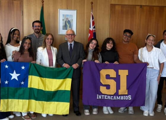 Intercambistas  são recebidos pelo embaixador do Brasil na Austrália – FaxAju
