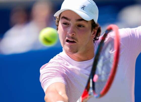 João Fonseca ao vivo: onde assistir e horário do jogo contra Denis Shapovalov no ATP 500 da Basileia