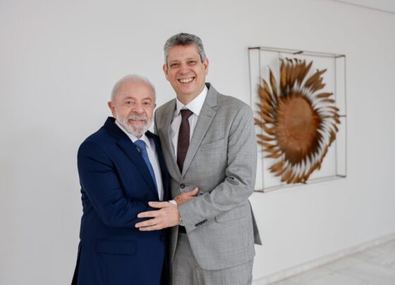 Ministro Márcio comemora anúncio do presidente Lula sobre a retomada da Fafen em Sergipe – RO Acontece