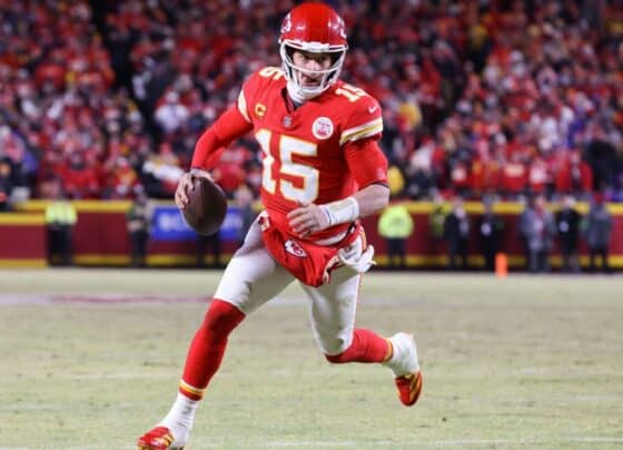 O novo recorde batido por Mahomes na NFL e o que assistir no Disney+
