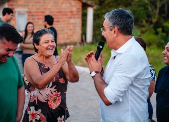 Prefeito Sérgio Reis realiza entrega da obra de pavimentação na comunidade São Vicente – RO Acontece
