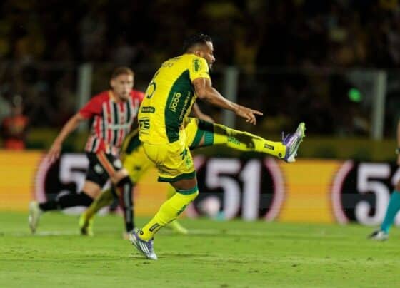 Reinaldo amplia fama de carrasco do São Paulo e tem mais gols que oito atacantes do ex-clube em 2025