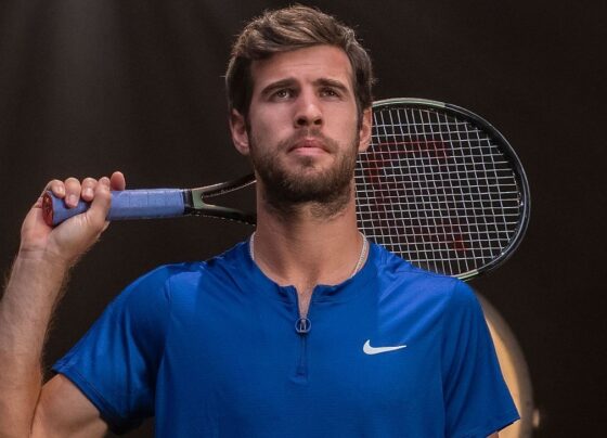 Rival de João Fonseca no Masters 1000 de Paris é ‘gigantão’ de quase 2 metros e já castigou Djokovic para faturar título histórico