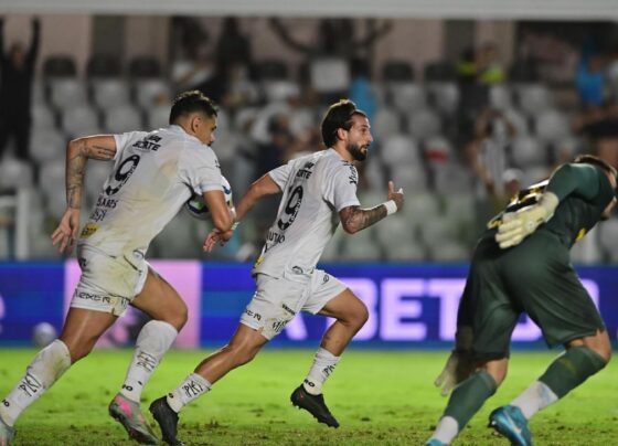 Robinho Jr. tem ‘noite de Neymar’, põe fogo no jogo e Santos busca empate contra o Grêmio, ainda invicto desde o GreNal