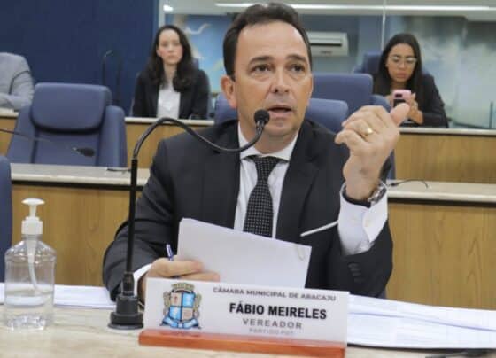 Fábio Meireles (PDT) cobra envio para Câmara de Aracaju relatórios trimestral da EMSURB e quadrimestral da SMTT