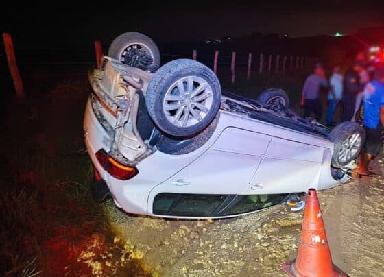 Secretária de Itabaiana fica ferida após carro capotar em povoado – FaxAju